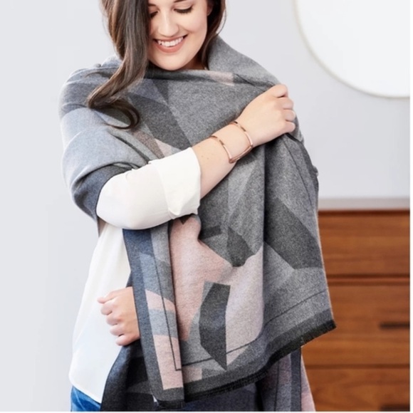 SOIA & KYO LARISA ASH WRAP SCARF - Picture 2 of 5